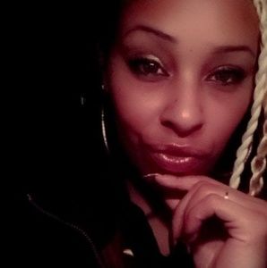 Meet your Posher, April